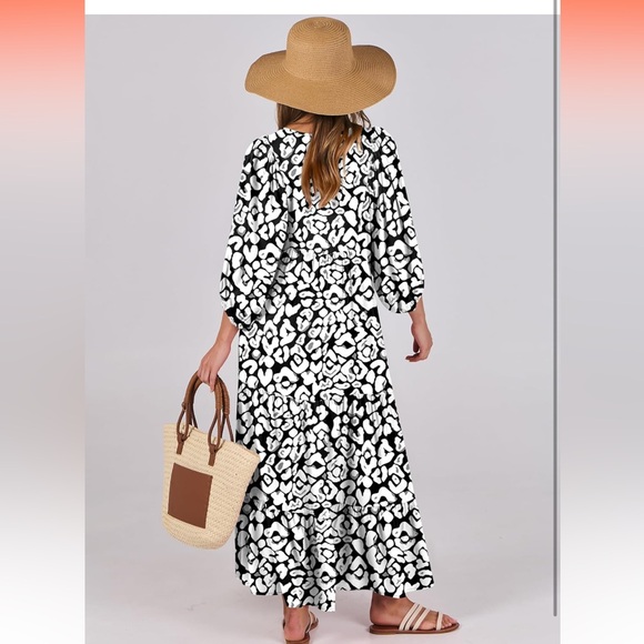 NWT Women’s Black and White Leopard Print 3/4 Sleeve Maxi Dress Size Small - Picture 2 of 6